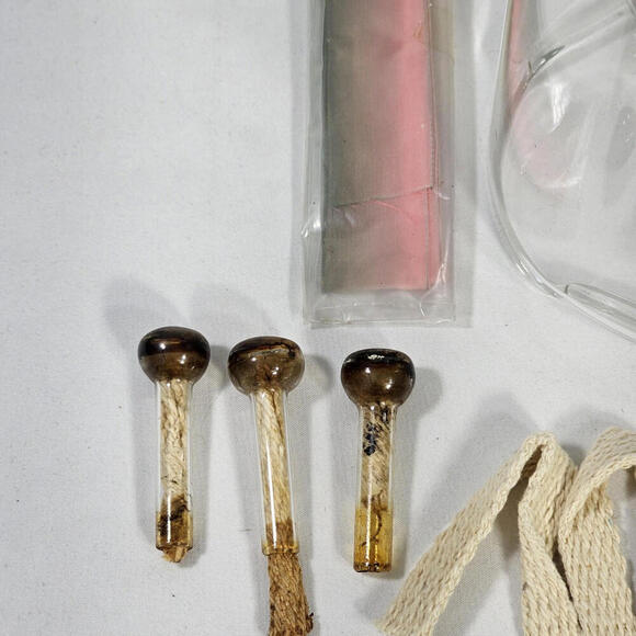 Vintage 1996 Stoneglow 11.5" Clear Glass Oil Lamp Kit Flame Illumination - Picture 4 of 11